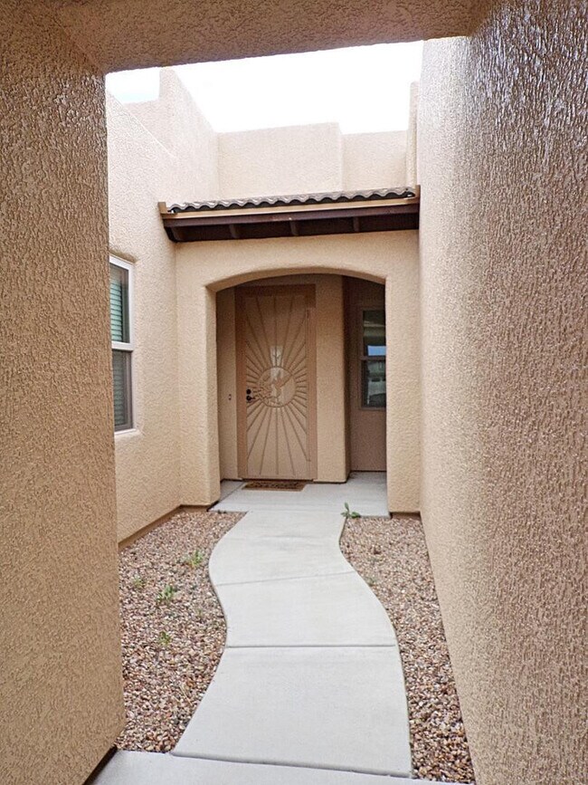 6263 Saddlehorn Cir