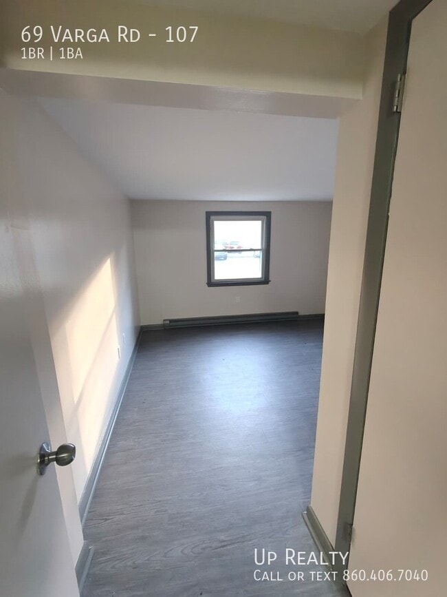 Photo - 69 Varga Rd Unit 107