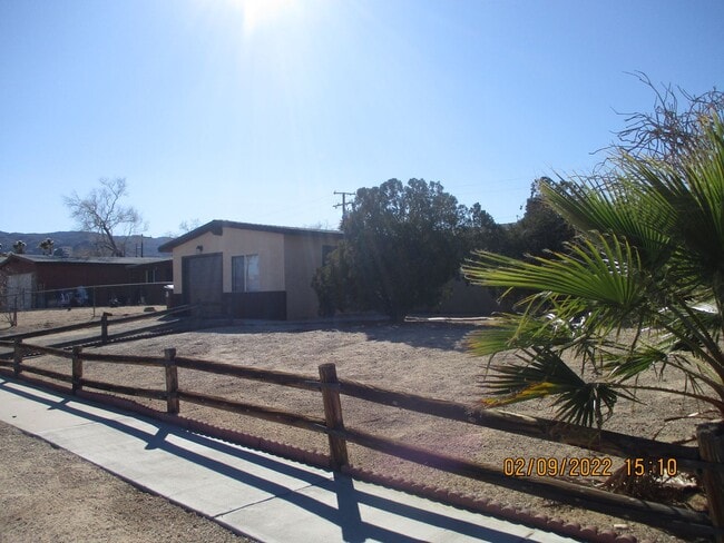 3 Bedroom 1 Bath Coming Soon! - 3 Bedroom 1 Bath Coming Soon! Casa