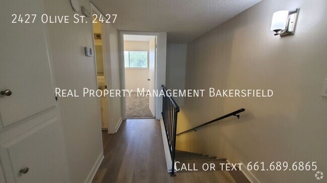 Building Photo - 2427 Olive St Rental