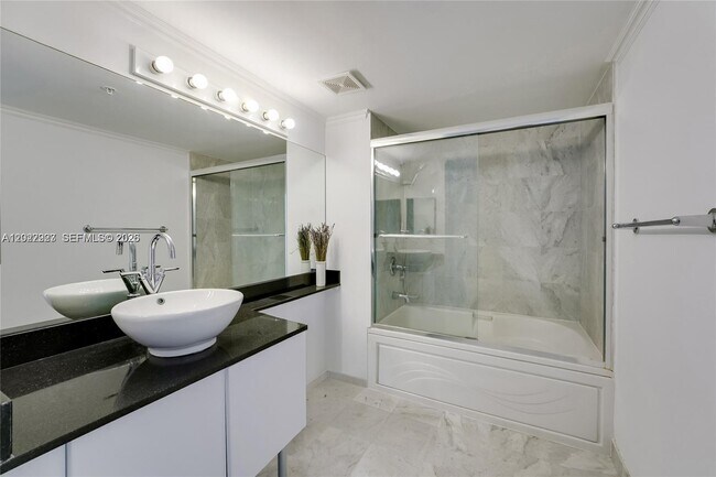 Photo - 31 SE 5th St Unit 3606