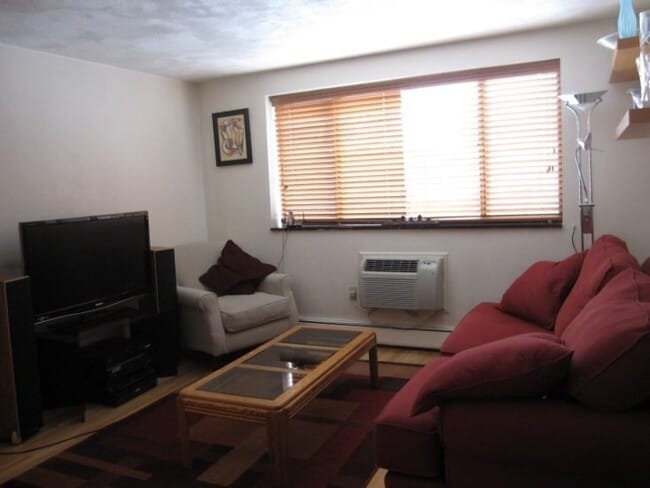 Building Photo - 5 Centre St Unit 32 Rental