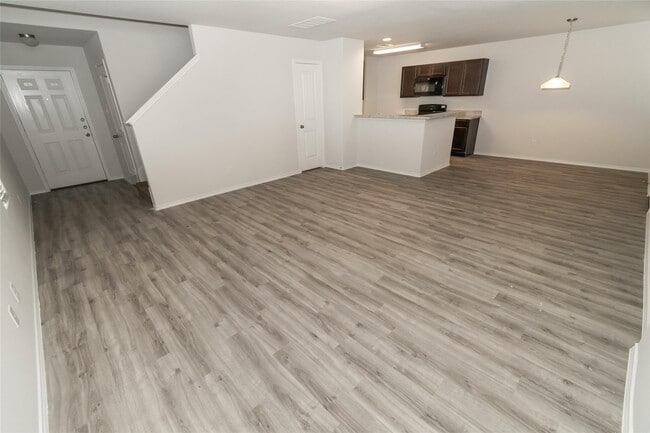 Photo - 16911 Andrew Nook Ln