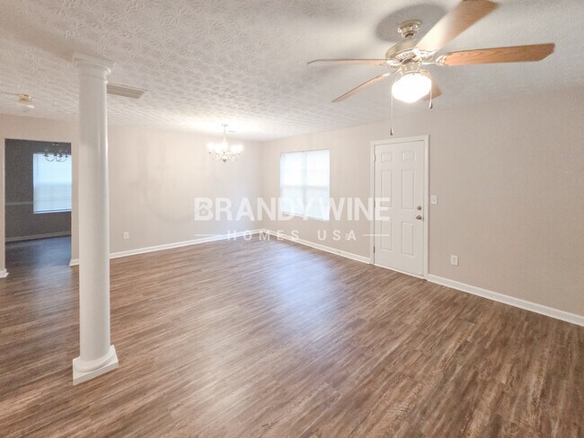 Photo - 5260 Tussahaw Crossing