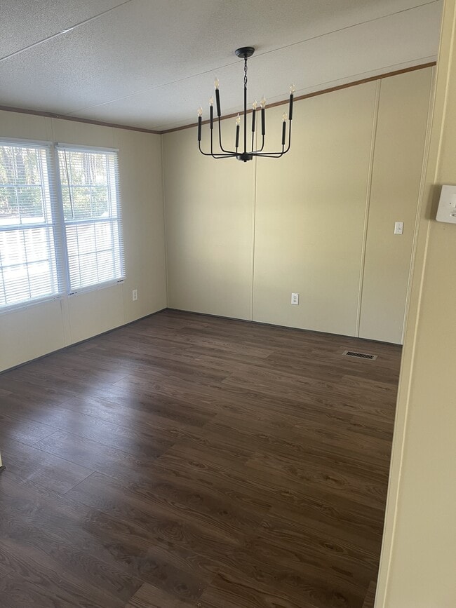 Photo - 824 Log Landing Rd