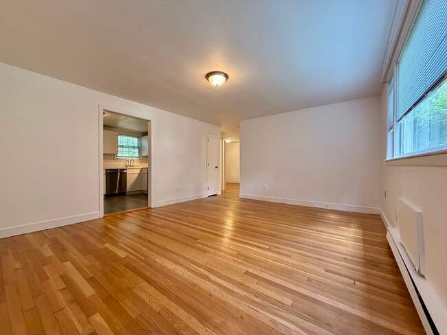 Photo - 15 Park Ave Unit 4