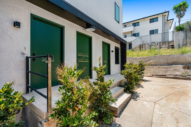 Photo - 1410 W 2nd St Unidad A