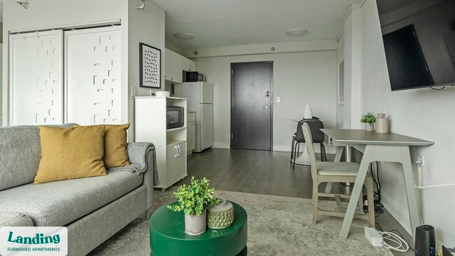 305 Dr. M.L.K. Jr St S Unit 843