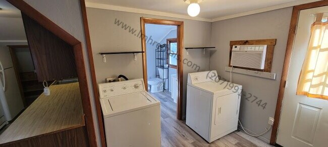 Photo - 845 Hudson Rd Unidad 845B