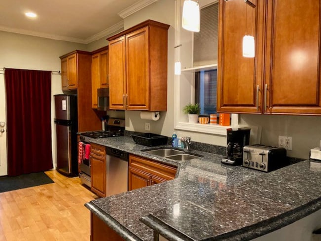 Photo - 1434 W Fletcher St Unidad 1F