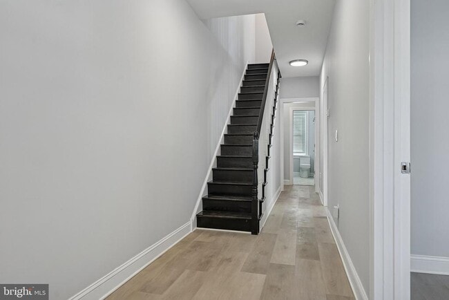 Photo - 92 Leigh Ave