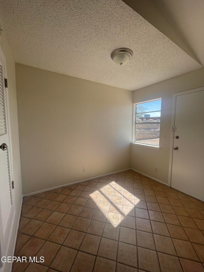 Photo - 204 Prado Rd