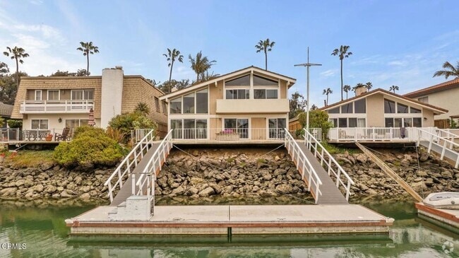 Building Photo - 2957 Seaview Ave Rental