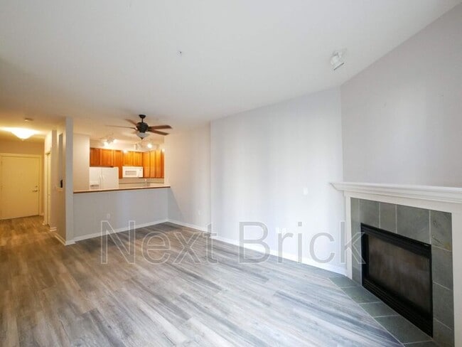 Photo - 109 2nd St S