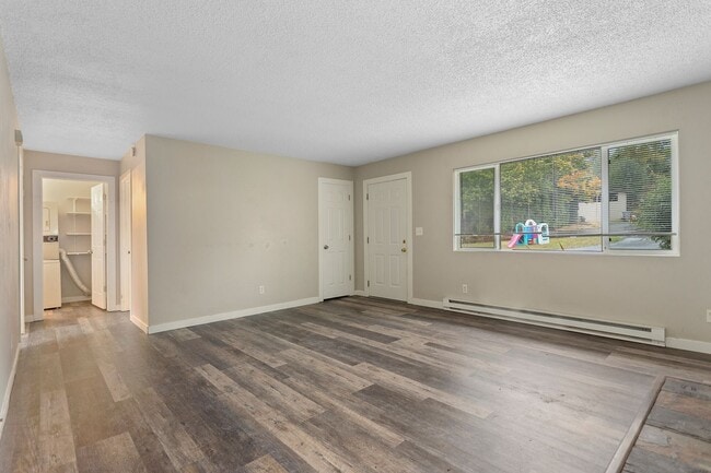 Building Photo - 22745 SW Orcutt Pl Unit 3