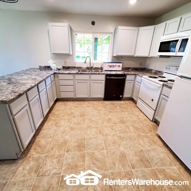 Photo - 224 N Nicollet St