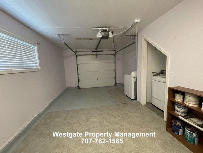 Photo - 837 Bantam Way