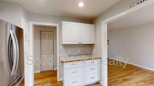 Photo - 635 Quebec St