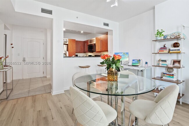 Photo - 7350 SW 89th St Unit 704S
