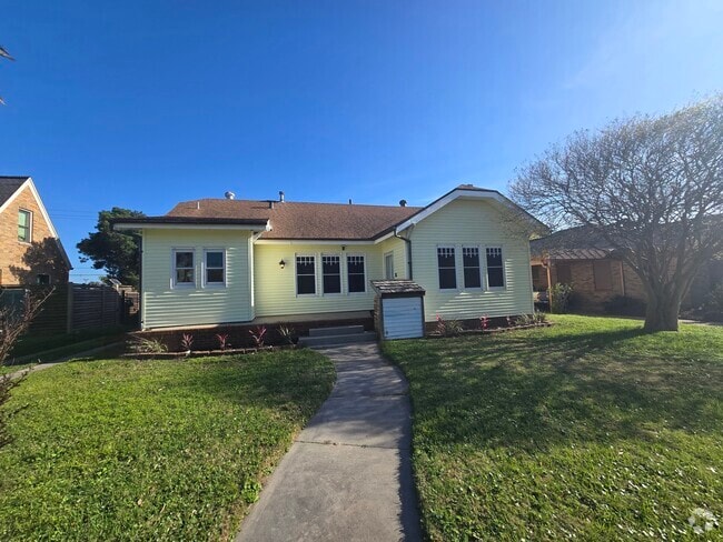 Building Photo - 4401 Sherman Blvd Rental