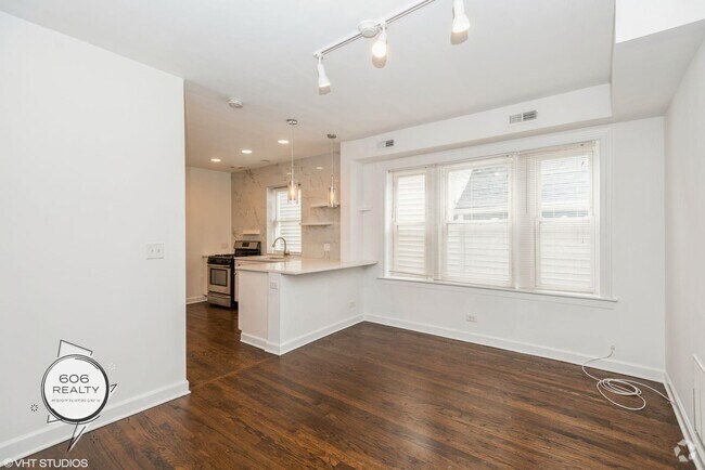 Building Photo - 2720 W Logan Blvd Unit 1 Rental