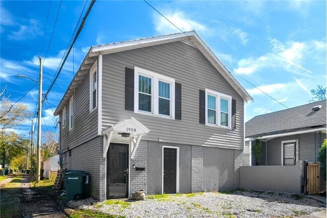 Photo - 1908 Paulsen St