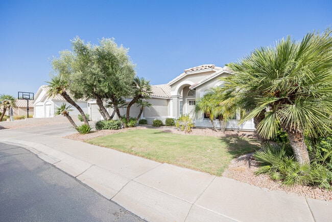 Photo - 904 S Dolphin Dr