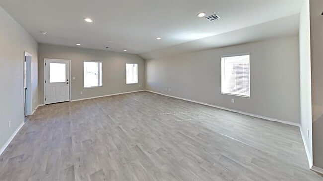 Photo - 2520 Alice Wy