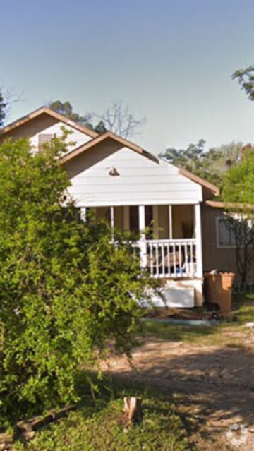 Building Photo - 309 Deen Ave Rental
