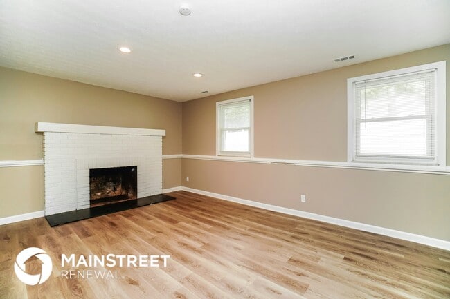 Photo - 557 Hunt Valley Dr