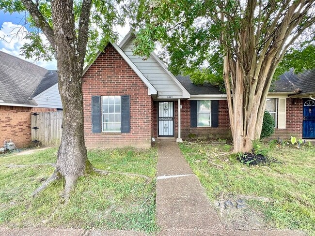 Building Photo - 6481 Summer Creek E
