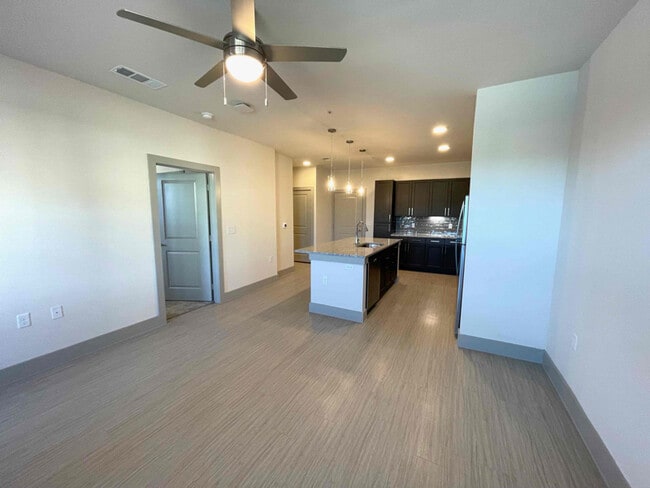 Photo - 551 E Finley Blvd Unit 4110