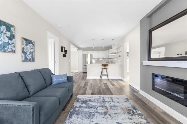 Photo - 5318 9th Ave N