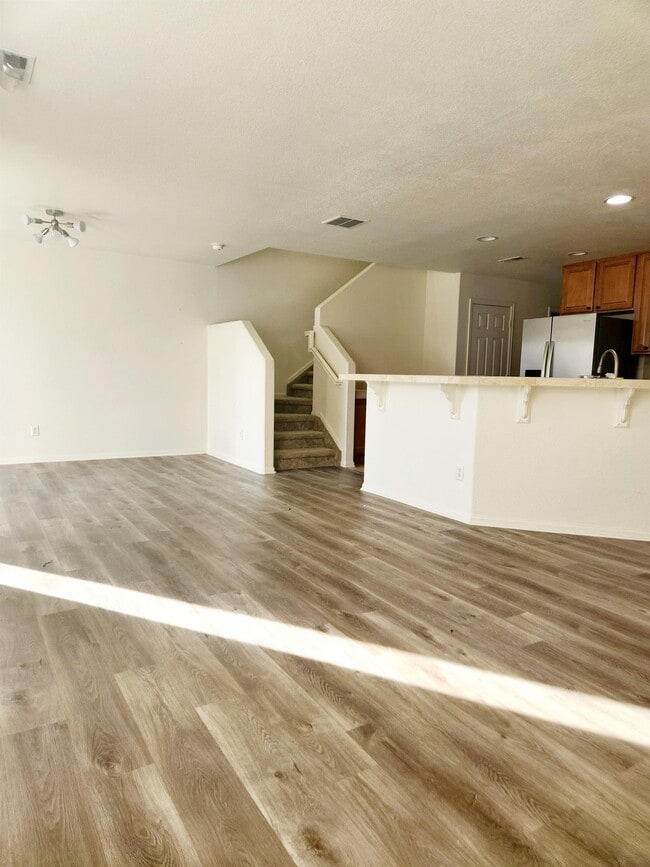 Photo - 9779 Mayfair St