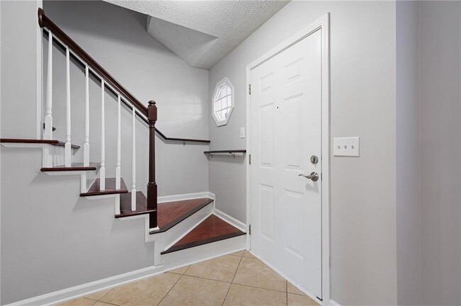 Photo - 2911 Noah Dr