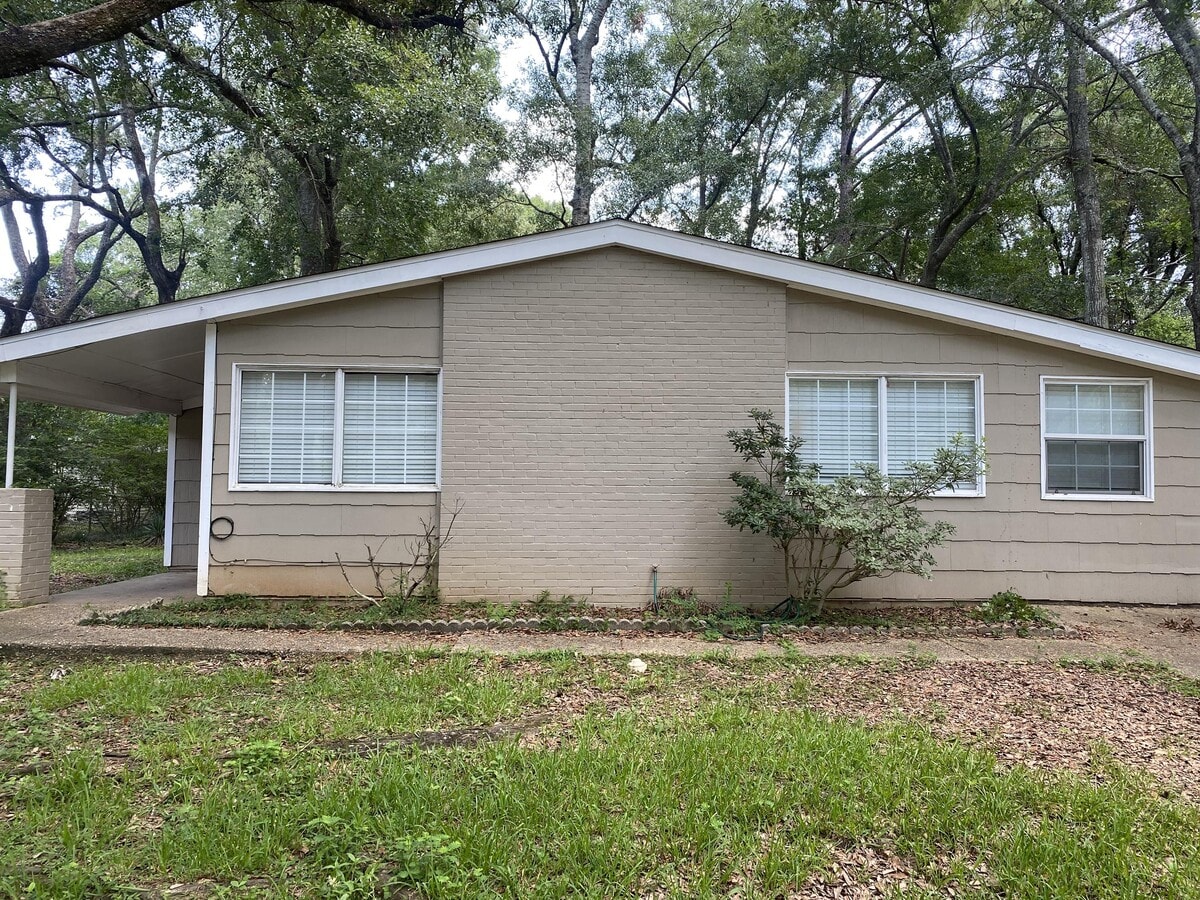 Photo - 4066 S Wesley Ln