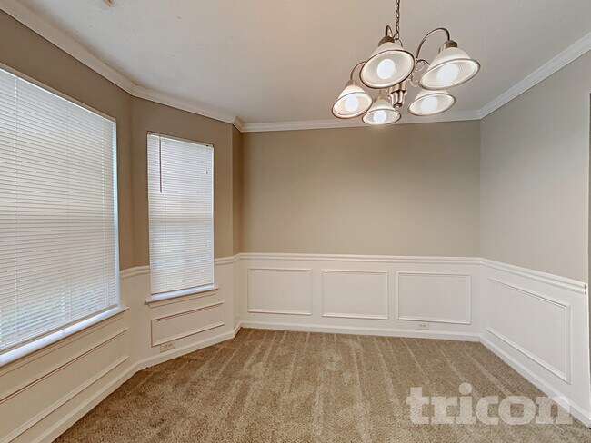 Photo - 5849 Black Top Way