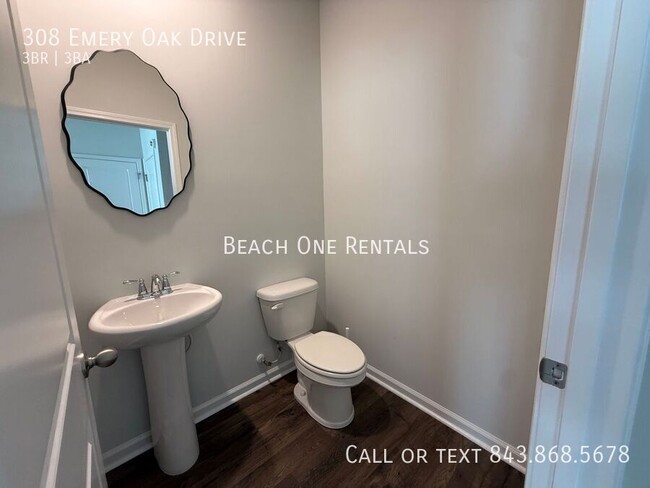 Photo - 308 Emery Oak Dr