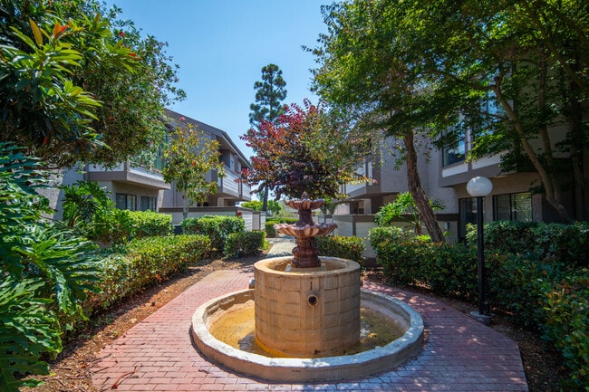Building Photo - 9209 Village Glen Dr Rental