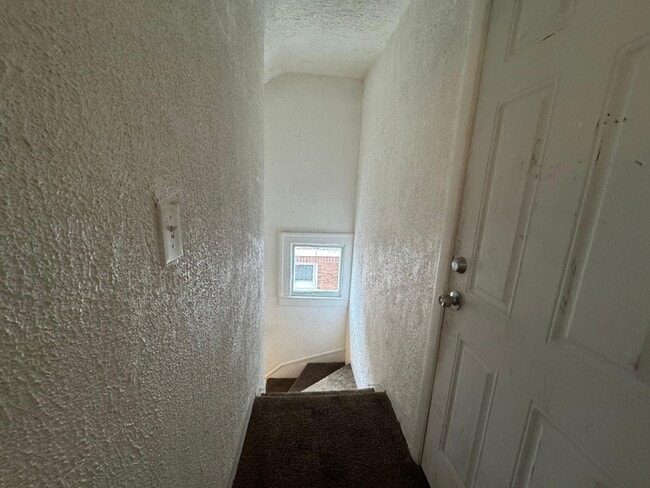 Photo - 14925 Mendota St