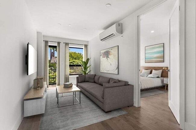 Photo - 2113 5th Ave Apartment