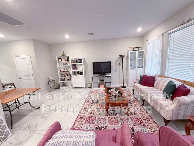 Photo - 2573 Village Lakes Blvd