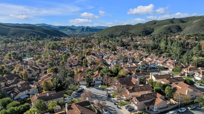 Photo - 487 Bernini Ct