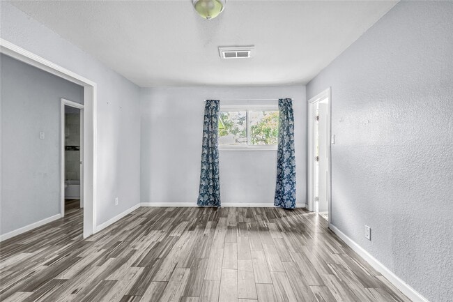 Photo - 2802 Greenbriar St