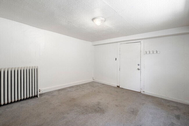 Photo - 764 Garfield Ave Unidad 2