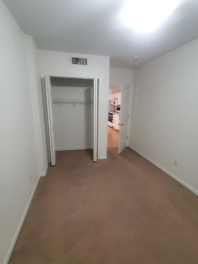 Photo - 127 N Jefferson St Unit #301