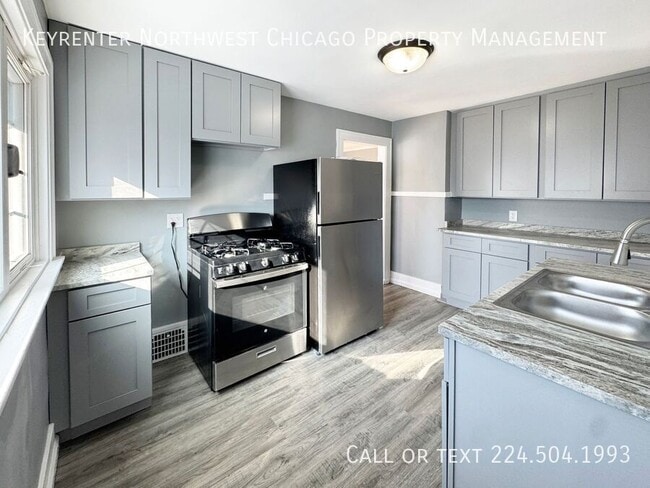 Photo - 471 Center St Unit 2