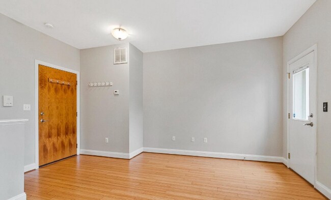 Photo - 3318 Sherman Ave NW