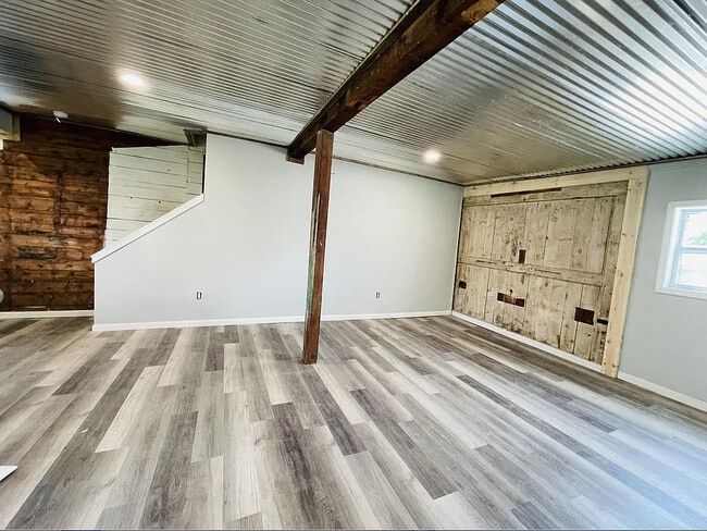 Photo - 32 Glass St Unit A