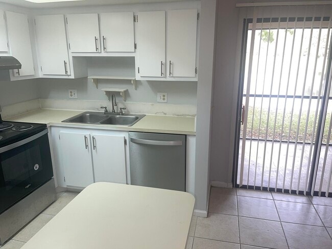 Photo - 4185 Oak Terrace Dr